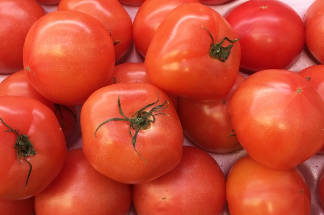 1週間〜10日持つ、トマトの冷蔵保存方法